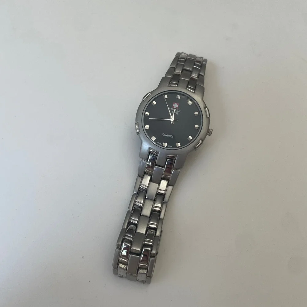 Swiss Line Mens Quartz Watch Black Dial Stainless Steel Water Resistant Silver